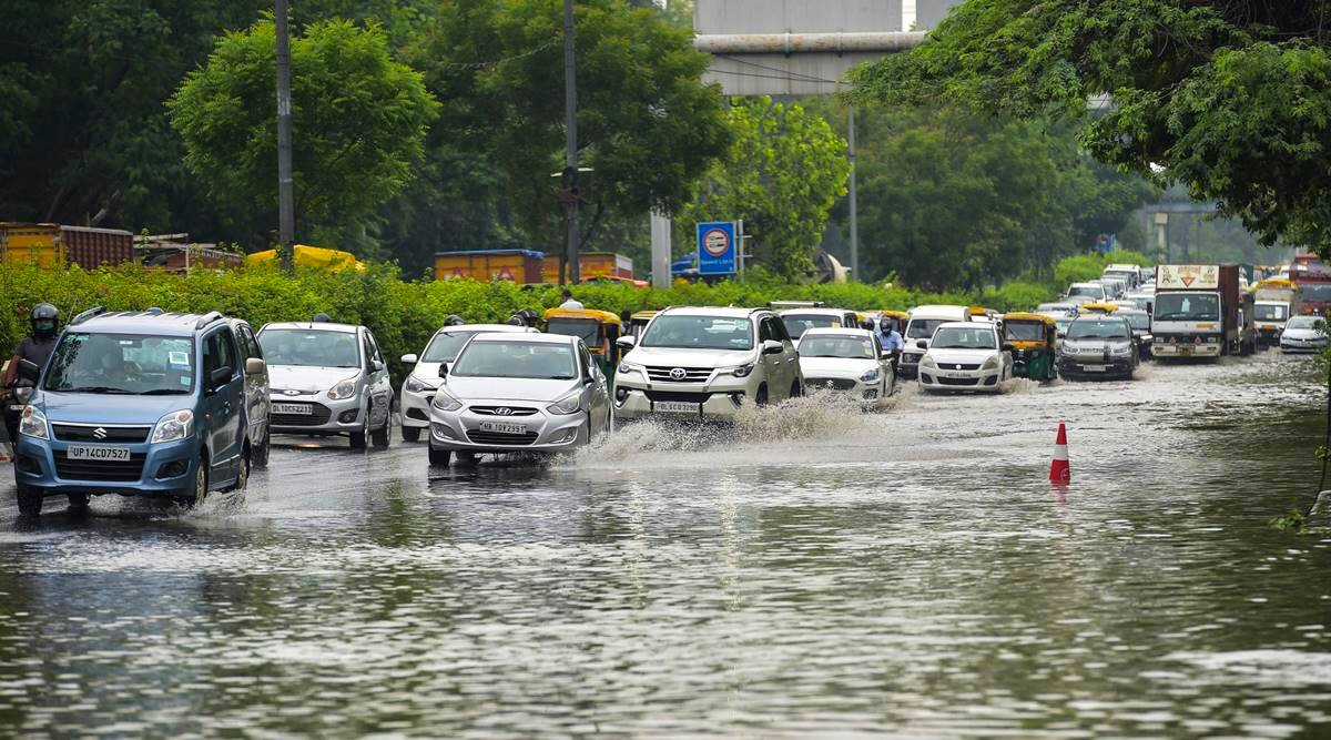 heavyrainlashesseveralpartsofdelhincr