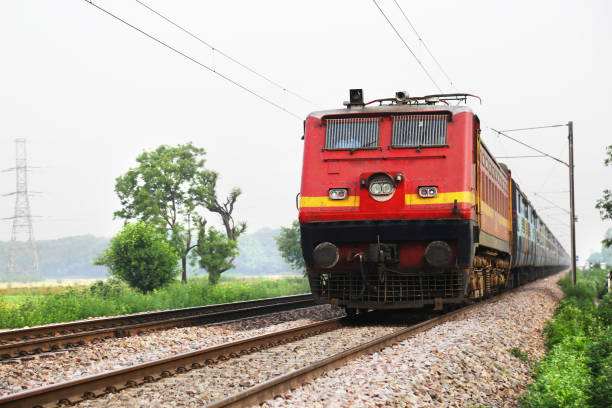 3 Passengers Injured as Iron Pole Falls on Moving Train in Chhattisgarh