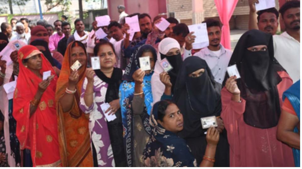Polling is progressing smoothly in Bihar, 42.31 pc voter turnout till 1 pm