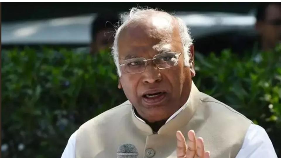 Kharge Rules out CM Change in Karnataka for Now
