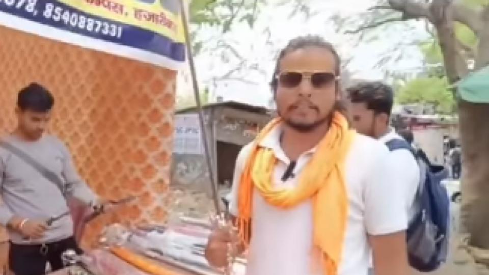 Bajrang Dal men sell weapons ahead of Ram Navami in Jharkhand