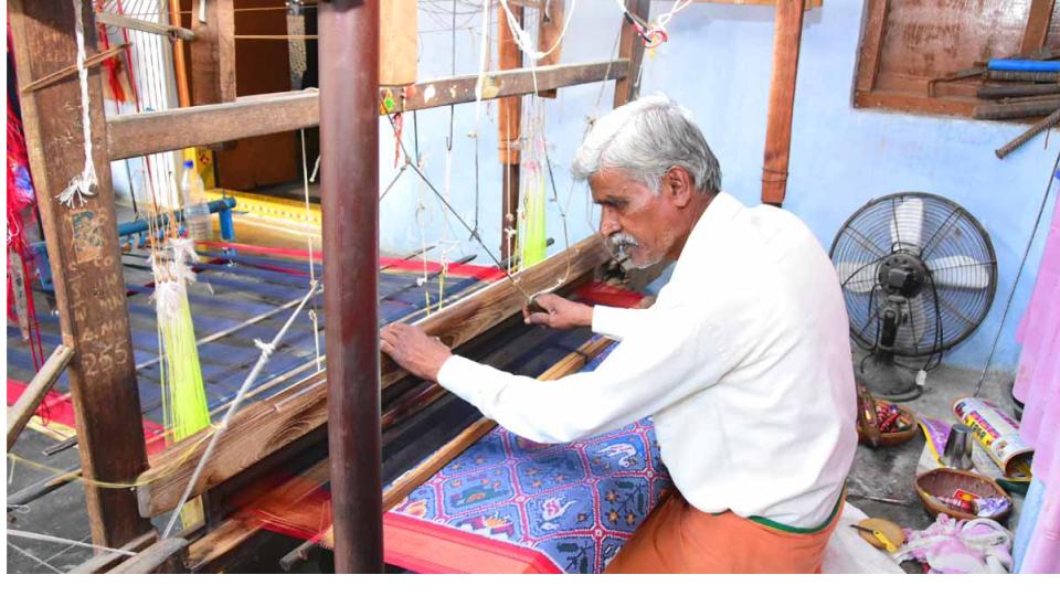 andhrapradeshapprovesfreepowerforhandloomweavers