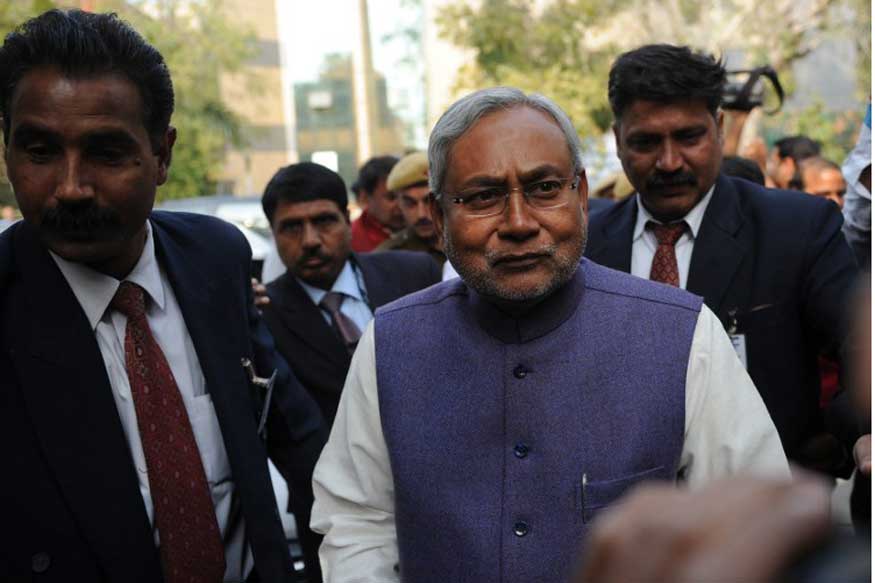 nitishkumarreactsstronglytopavanvarmaschargessaysheisfreetogo