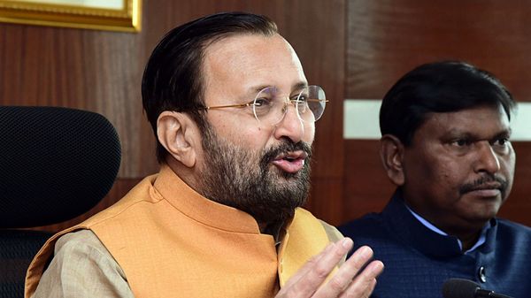 cabinetapprovesamendmenttobringcooperativebanksunderregulatorycontrolofrbi