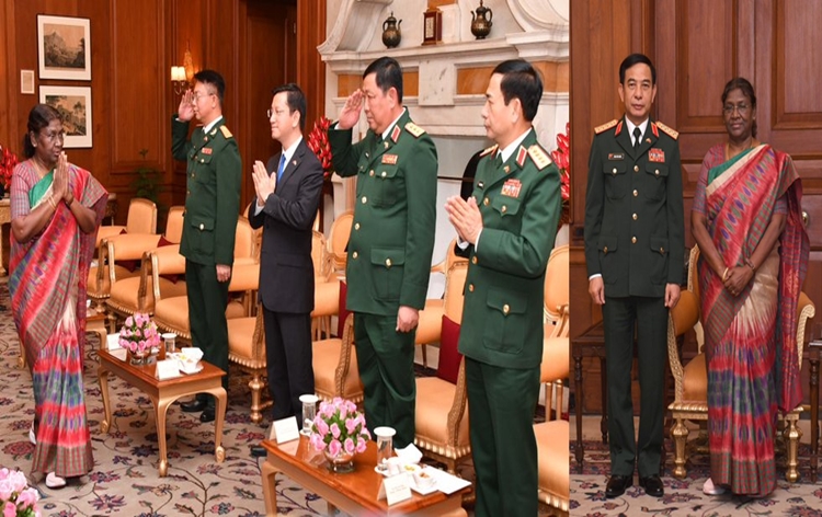 defenceministerofvietnamcallsonpresidentdroupadimurmuatrashtrapatibhavan
