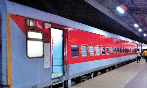 derailmentofcoachesdelaysjanmabhoomiexpress