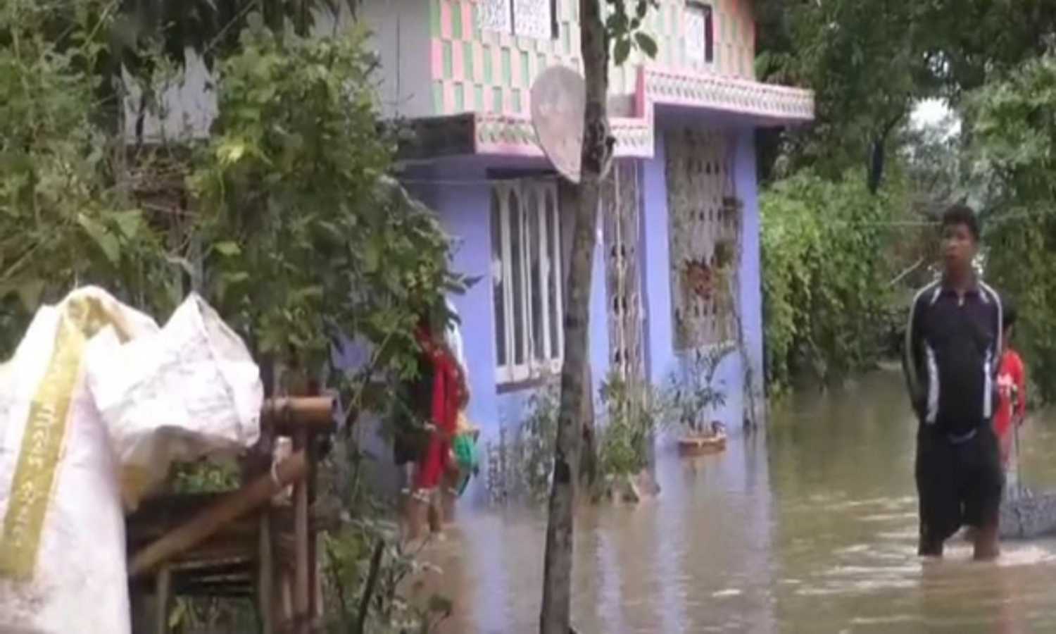 nearly38kpeopleinassamstillaffectedbyfloods