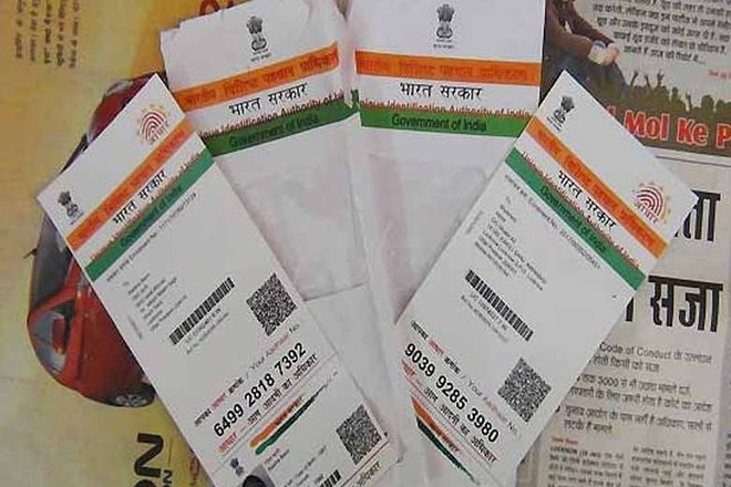 scstaysinterimorderagainstcentresnoticeonaadhaarforsocialschemes