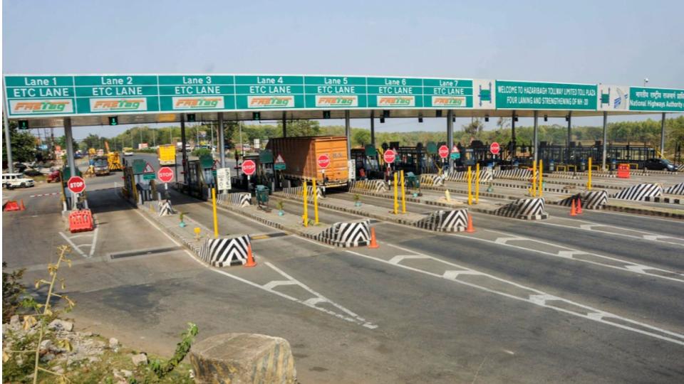 No Cash at Toll Plazas From April 10, UPI Payments to be 25 pc Higher