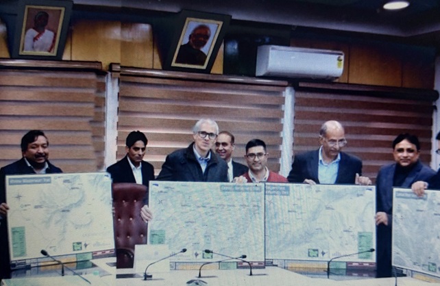 jkcmomarabdullahunveils2025calendarandtrekkingmaps