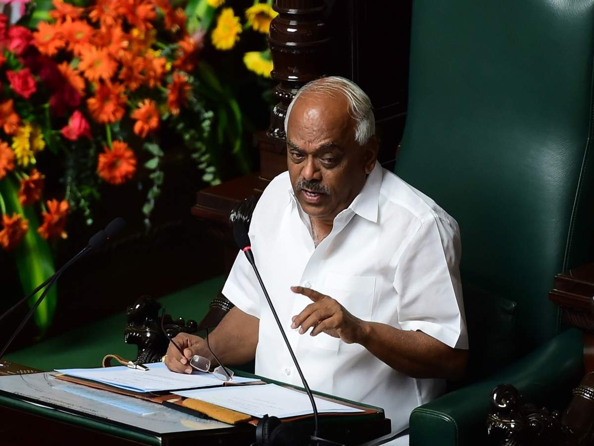 karnatakaspeakerasksgovttohonourcommitmenttocompletetrustvoteprocessmonday