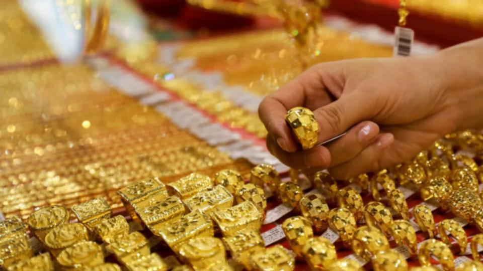 Gold price jumps Rs 9,700 to over Rs 1.3 lakh per 10 g in Delhi