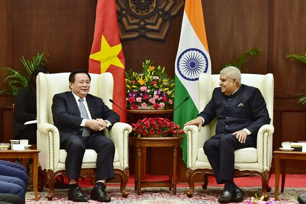 vpdhankharmeetsvietnam’sdrnguyenxuanthangtostrengthenstrategicties