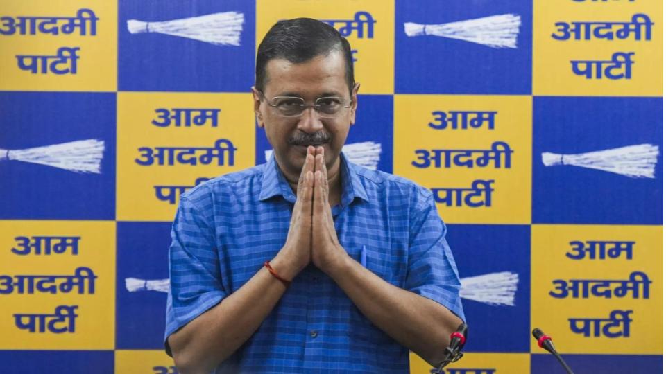 mcdsanitationworkersgotsalariesanddiwalibonusworthrs23crkejriwal