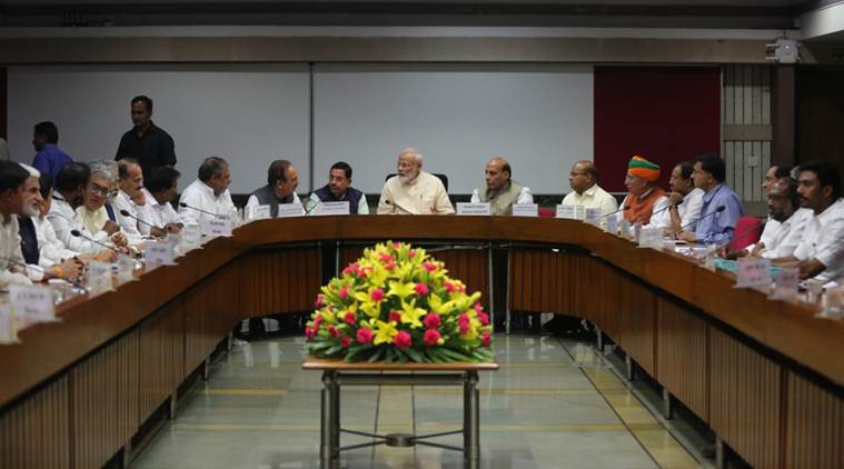 pmmodicallsonpoliticalpartiestoworkcohesivelywithgovtinrunningparliamentsmoothly