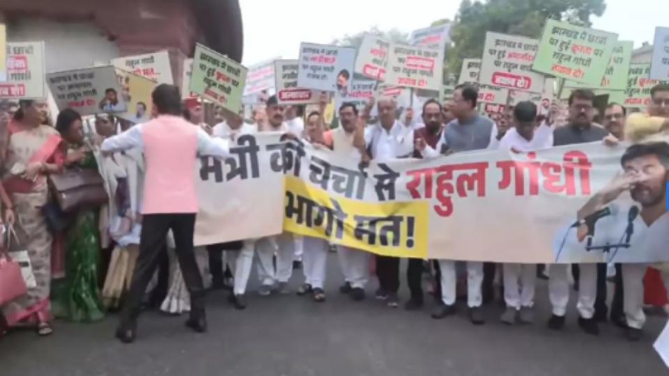 NDA MPs Protest Against Opposition distruptions in both houses