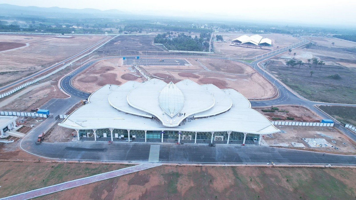 pmmodiinauguratesshivamoggaairport