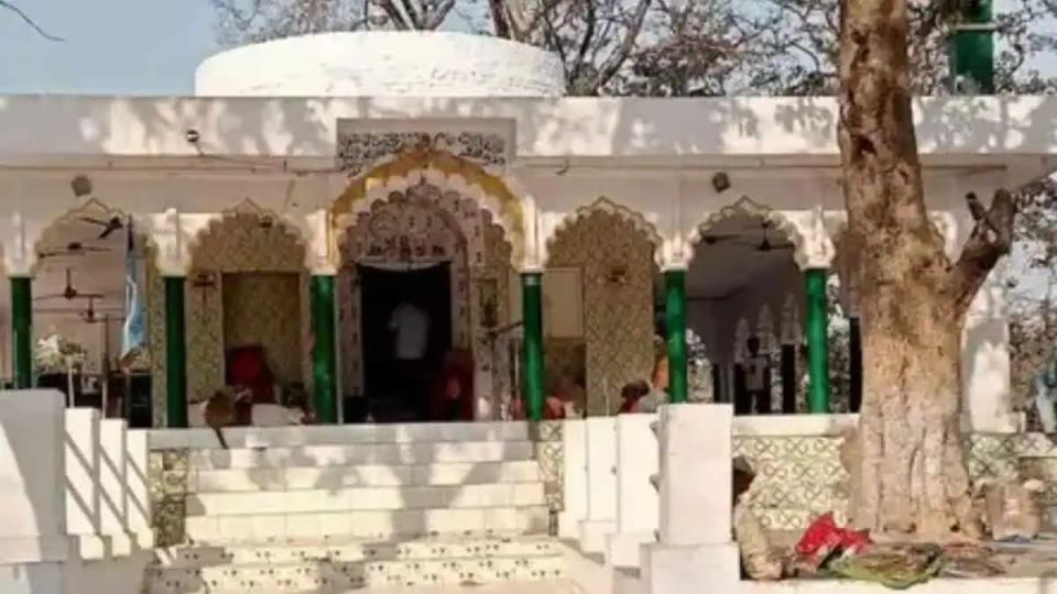 Officials demolish four UP mazars over ‘illegal construction’