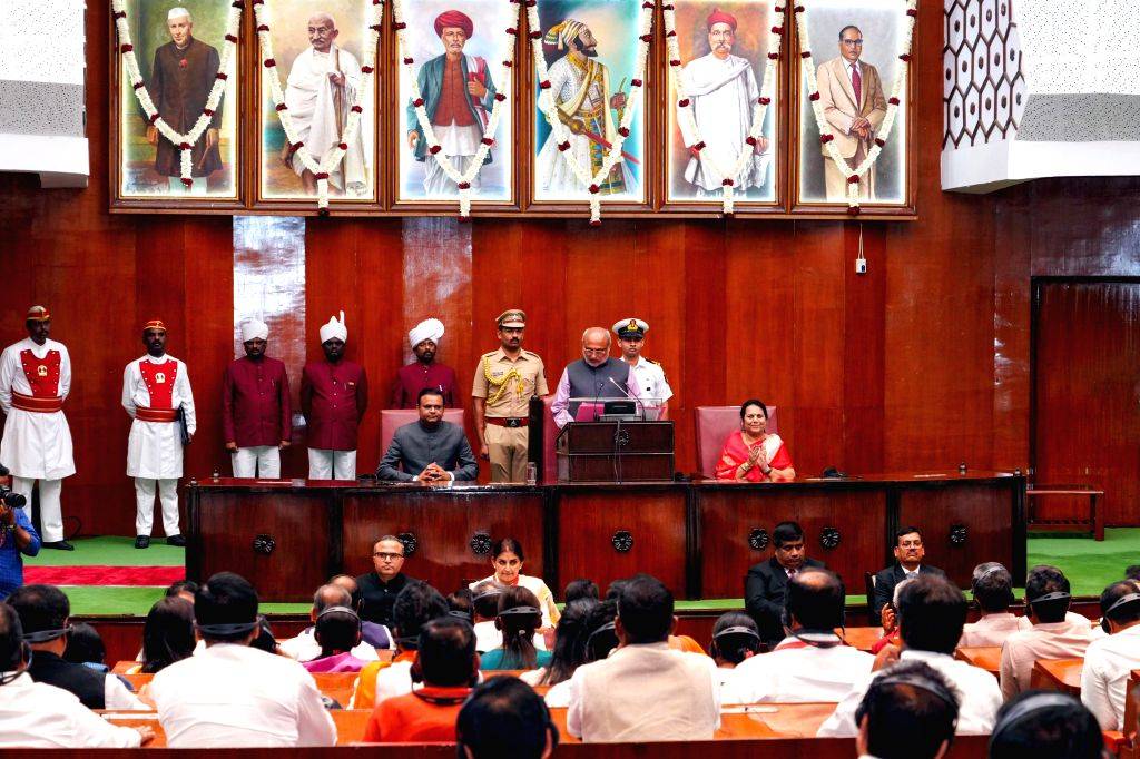 governorcpradhakrishnanaddressesjointsessionofbothhousesofmaharashtralegislature