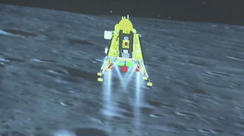 unioncabinetadoptsaresolutionlaudinghistoricsuccessofchandrayaan3missiontothemoon