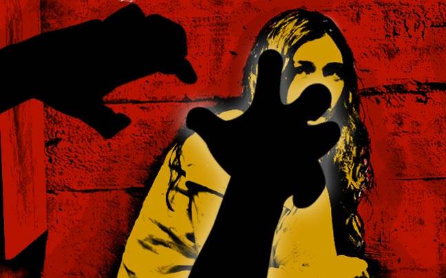 haryana:10yroldrapedbystepfatherpregnant;motherappealsforabortion