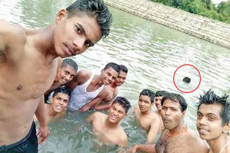 bengaluru:boydrownswhiletakingselfie;friendskilledhimallegeparents