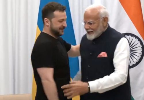 g7summit:pmmodimeetsukrainianpresidentzelenskyyonsidelinesinitaly