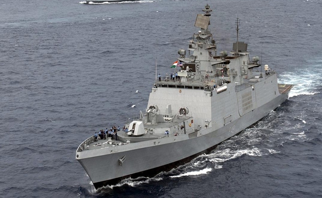 cycloneockhi:navalshipsdeployedforrescueoperations