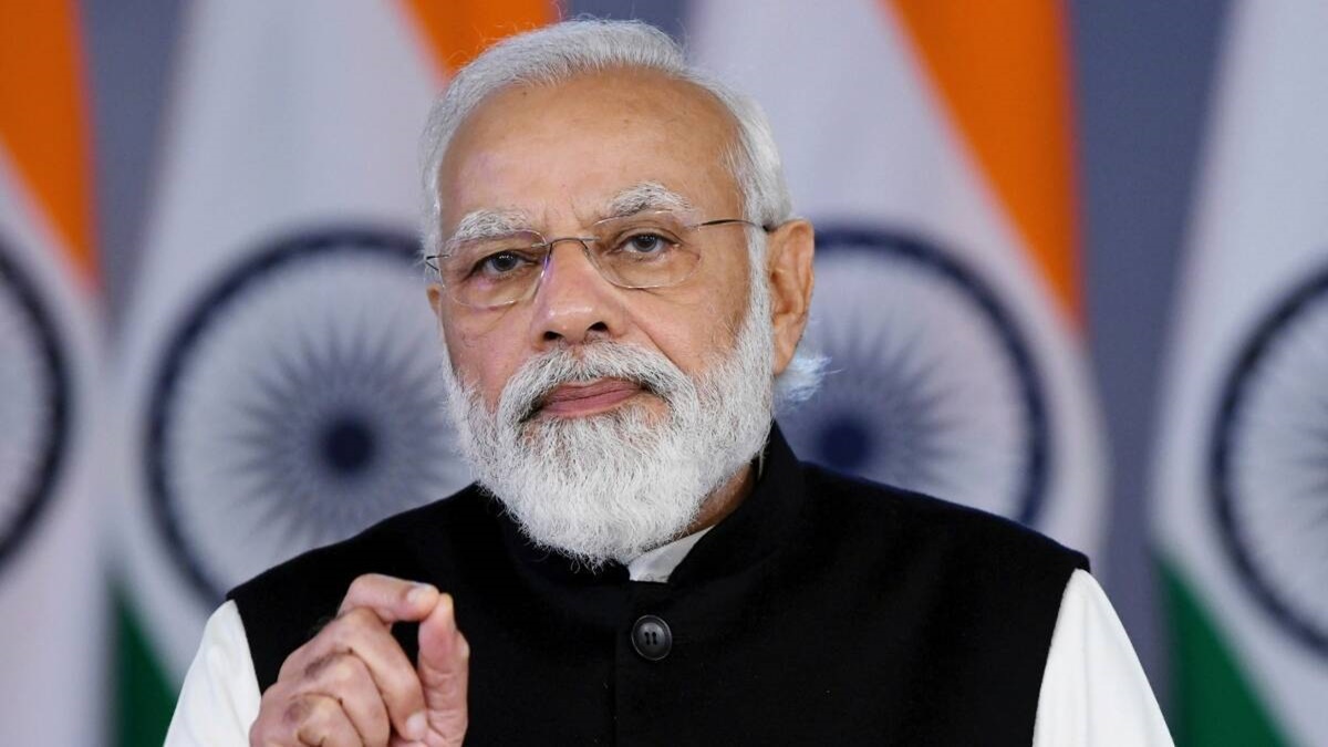 pmmoditovisittrainaccidentsitehospitalinodisha