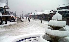 kashmirvalleyreceivesfreshsnowfallonsaturday