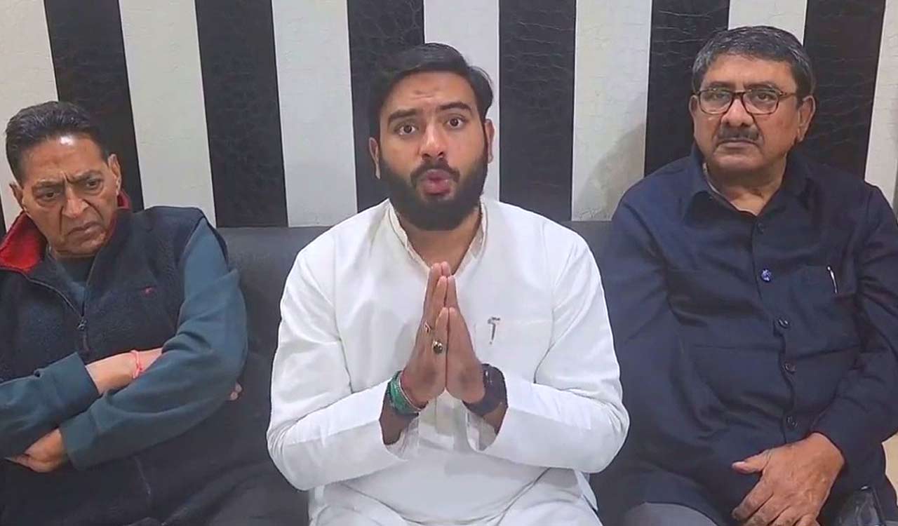 alimehdiannouncestoreturntocongressafterjoiningaapparty