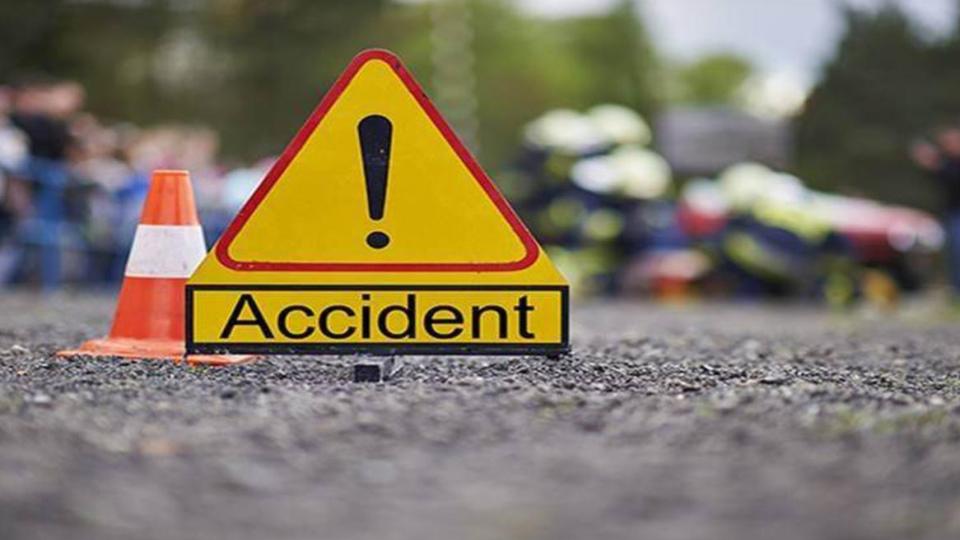 12 Farm Workers Injured, 6 Critical After Auto Overturns In AP