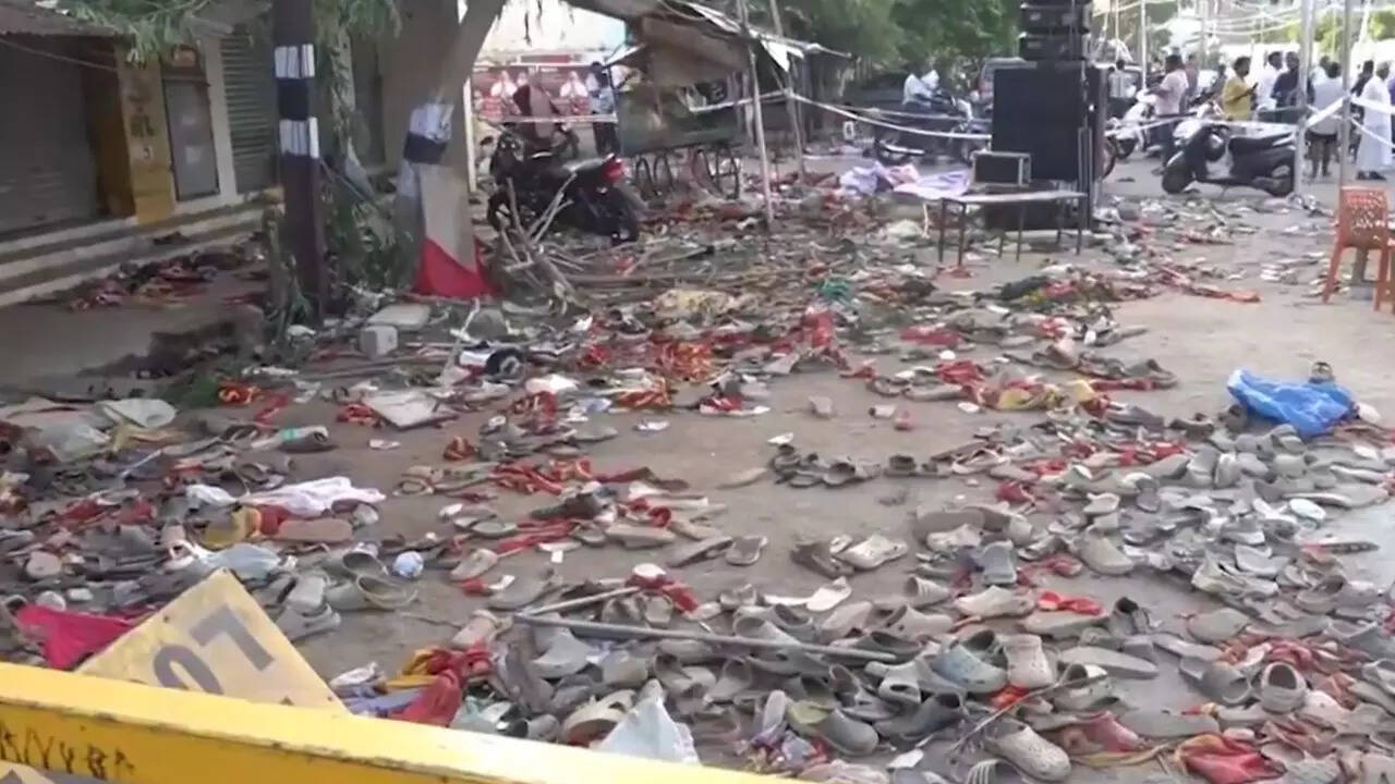 CM Stalin forms commission to probe Karur stampede mishap, NDA delegation to visit incident site