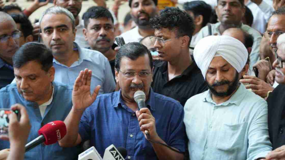 Delhi police head constable assaulted during Kejriwal’s Tilak Nagar visit