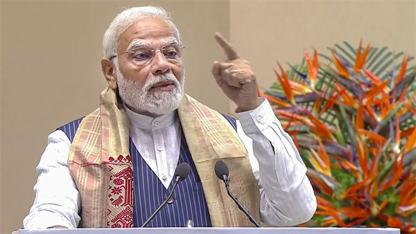 pmmoditolayfoundationstonefordevelopmentof21amritbharatstationsintelangana