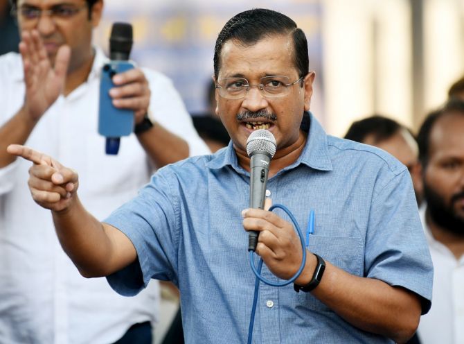 gujaratbridgecollapse:kejriwalsroadshowinharyanasadampurcancelled
