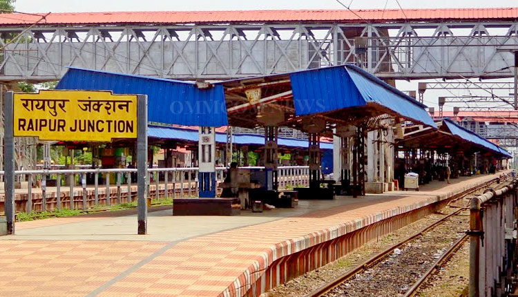 6crpfpersonnelinjuredinblastatraipurrailwaystation