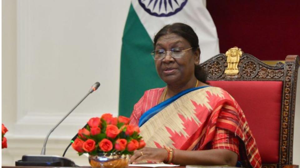 presidentdroupadimurmutovisitmahakumbhmelaonfeb10