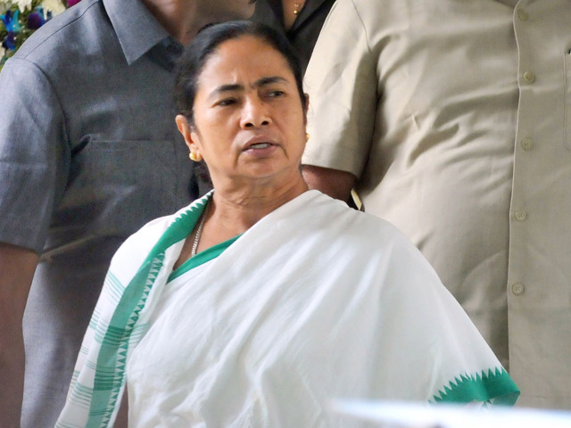 stategovttoprovideinsurancecoverofrs5lakheachtothosevisitinggangasarmela:mamatabanerjee