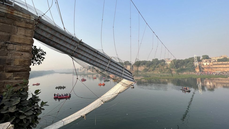 gujaratobservesstatewidemourningtodaytopayrespectstovictimsofmorbibridgecollapseincident