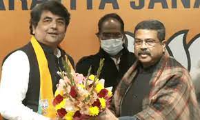 Congress leader and former Union Minister RPN Singh joins BJP