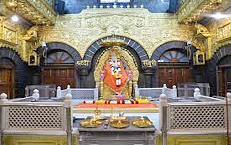 shirdisaibabatempletobeclosedduringnighthoursinmaharashtra