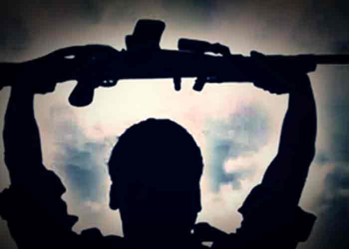 12maoistssurrenderindantewada