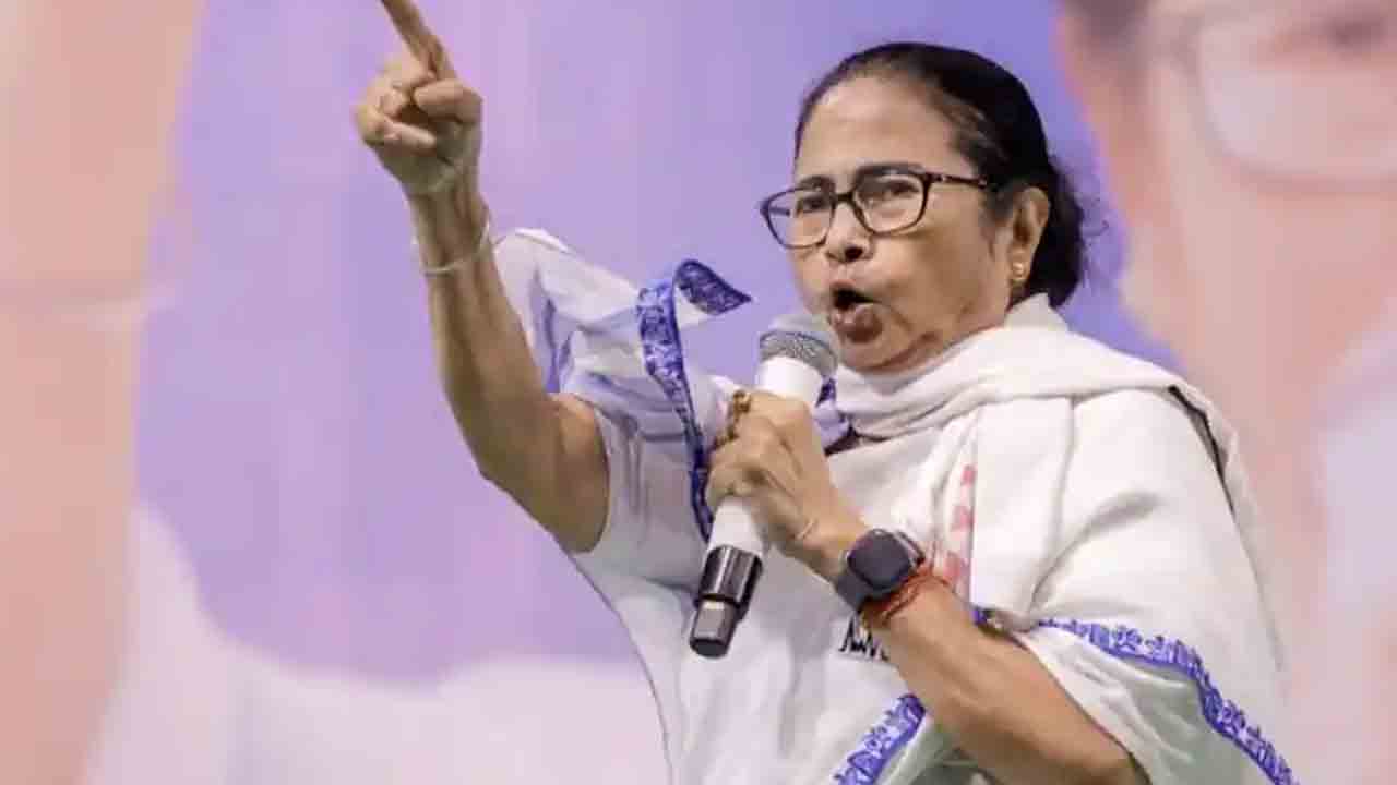 Mamata Banerjee demands Bengal repoll, seeks arrest of CEC Gyanesh Kumar amid SIR row