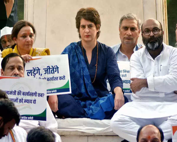 congressgeneralsecretarypriyankagandhivadraleadssilentprotestseekingremovalofajaymishra