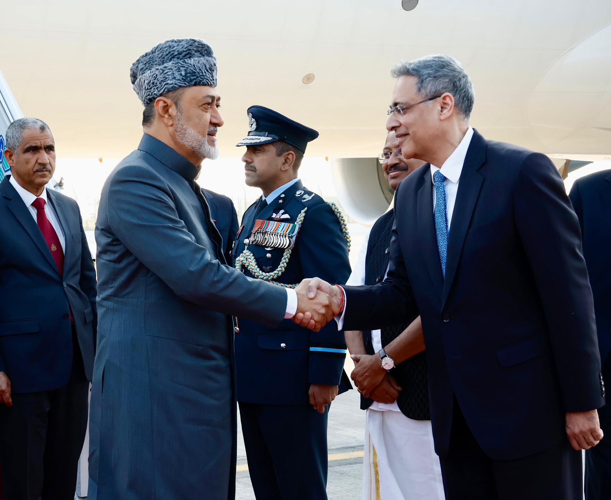 omansultanhaithambintariklandsinnewdelhiformaidenindiavisit