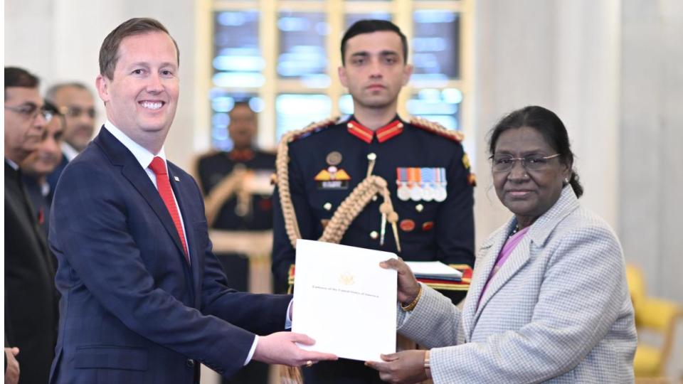 US Ambassador presents credentials to President Droupadi Murmu