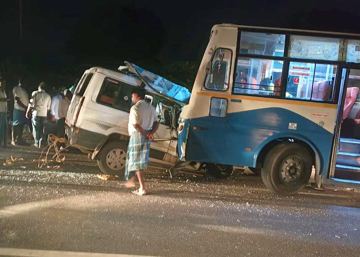 sevenkilledinroadaccidentintamilnadustiruvannamalai