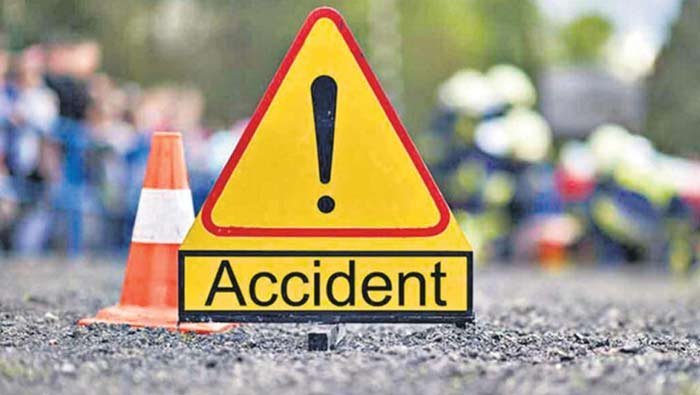 sevenkilledinfatalroadaccidentatnellore