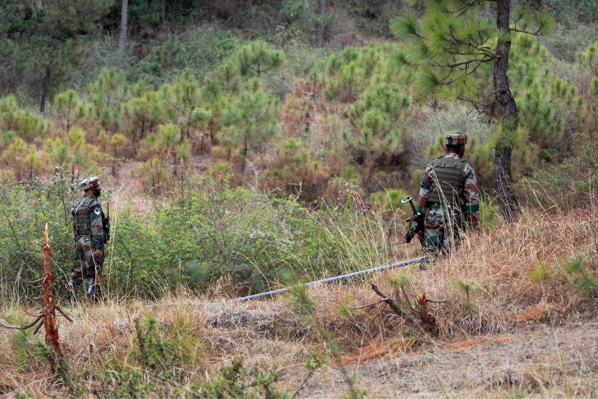 soldierkilledinpakfiringalonglocinjksrajouri
